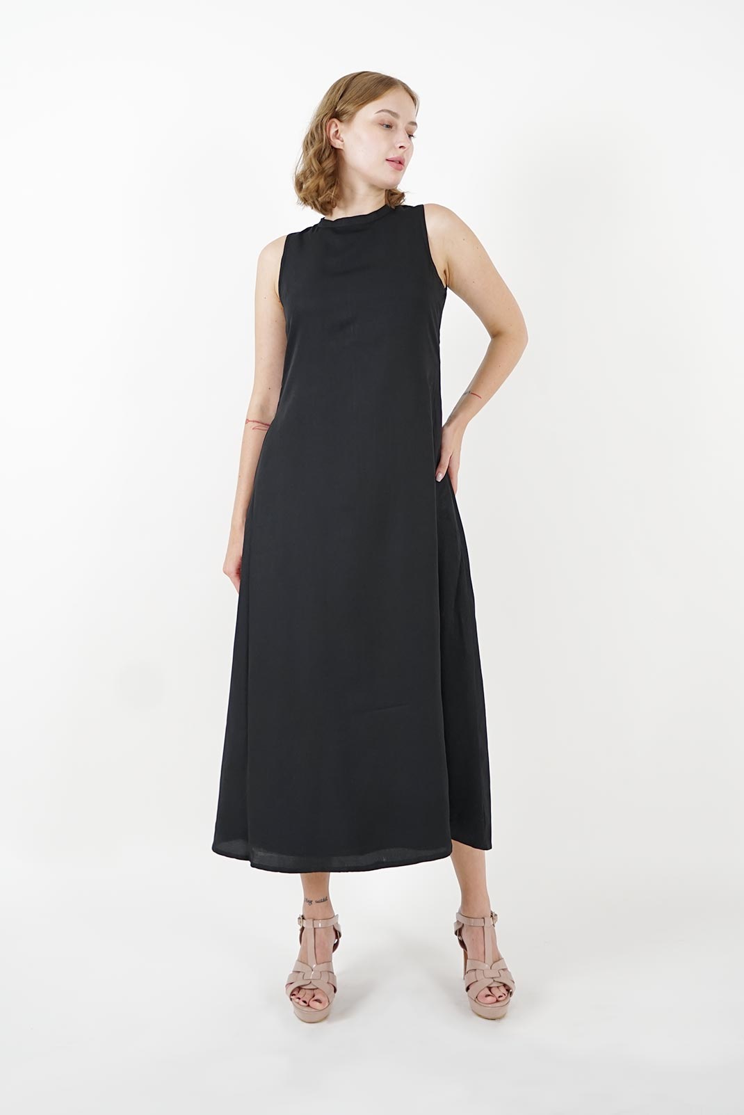Black Shift Maxi Dress | Anpret
